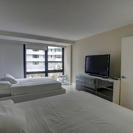 Private Apartments By Vacations On Miami Beach Exterior photo