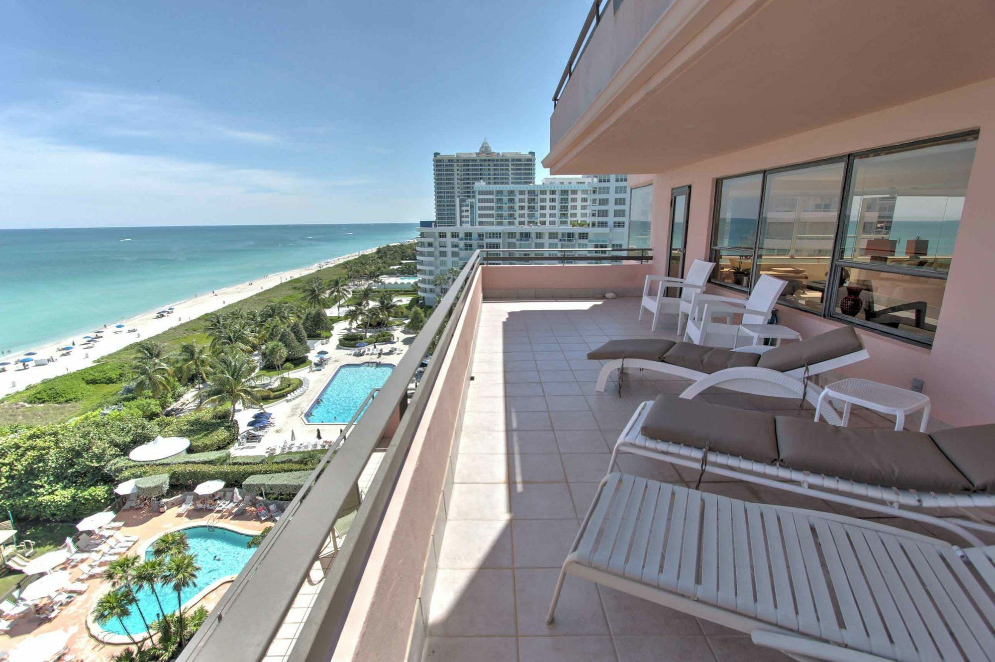 Private Apartments By Vacations On Miami Beach Exterior photo