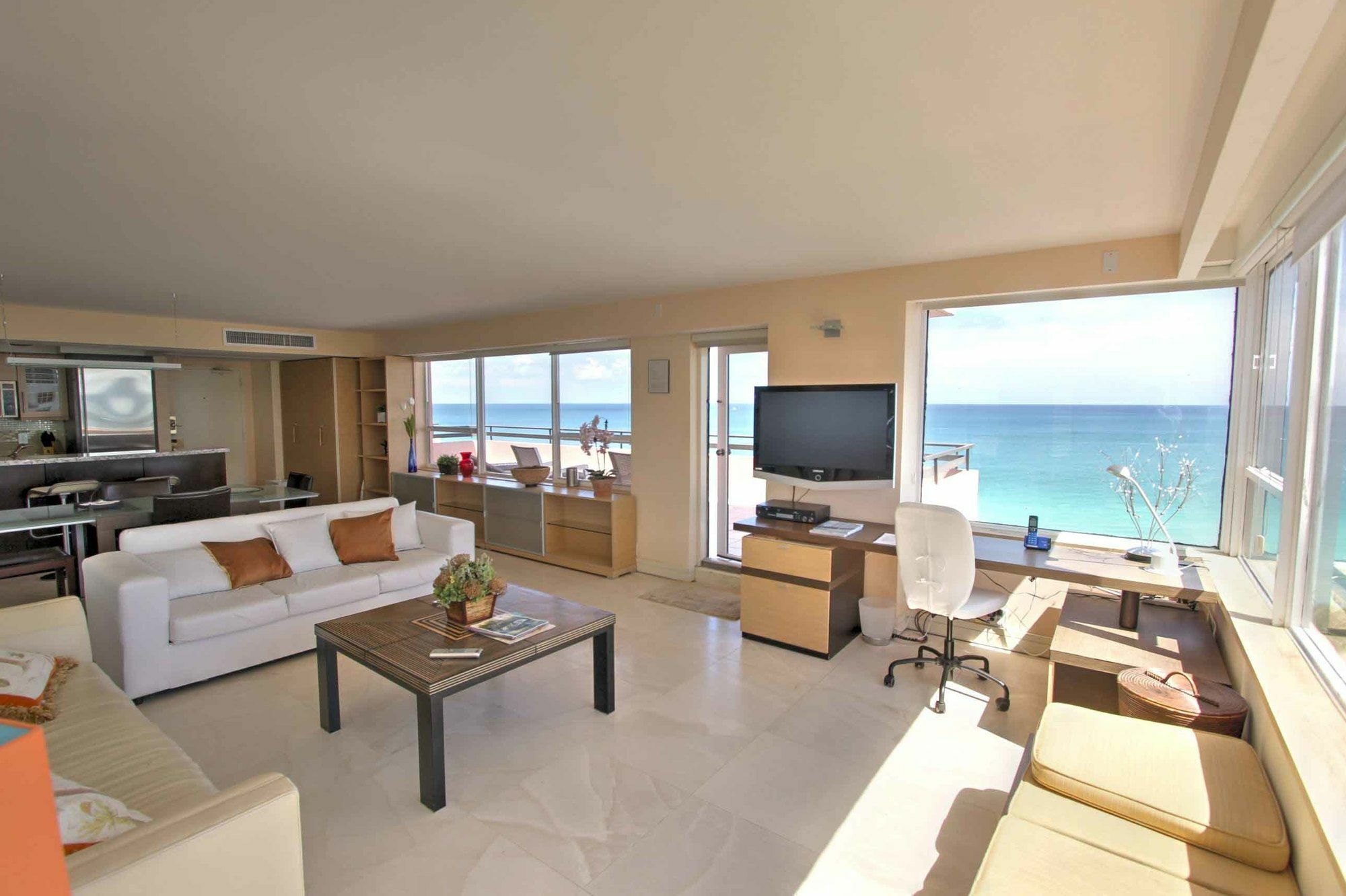 Private Apartments By Vacations On Miami Beach Exterior photo