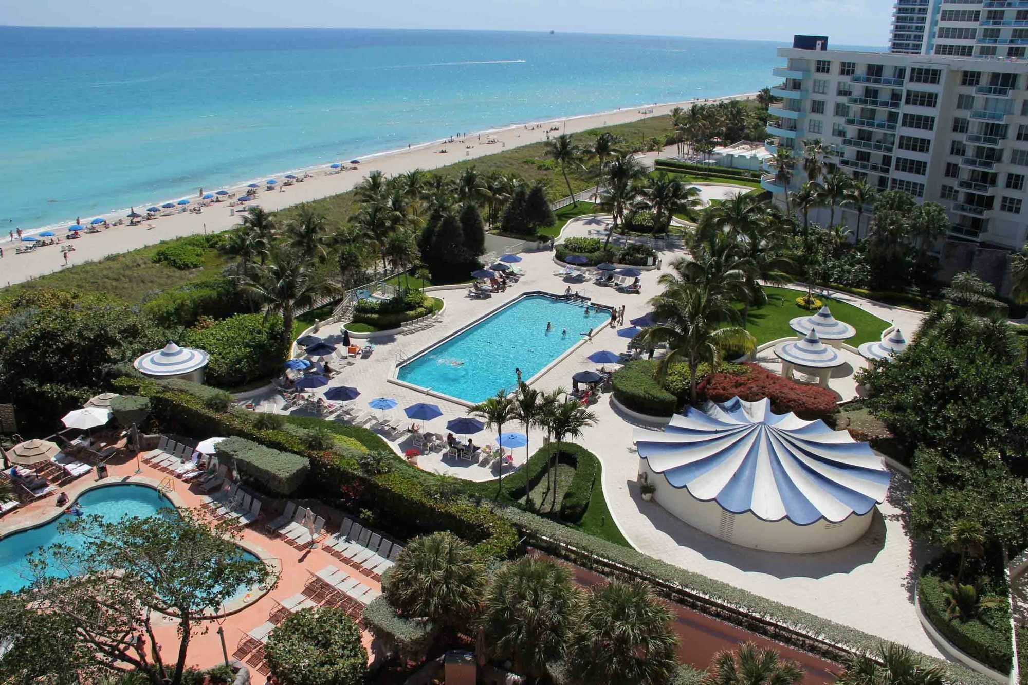 Private Apartments By Vacations On Miami Beach Exterior photo